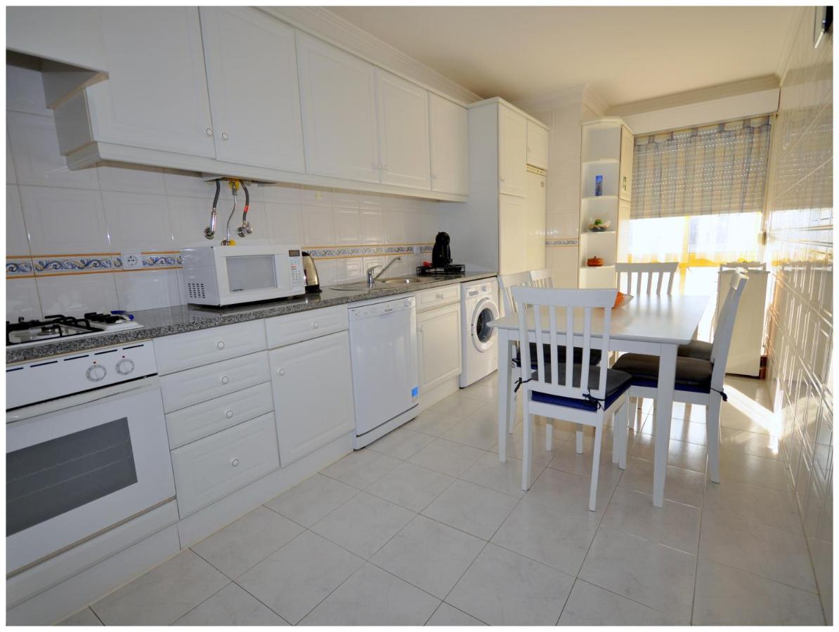 Apartamentos Capitolina Quarteira Kültér fotó