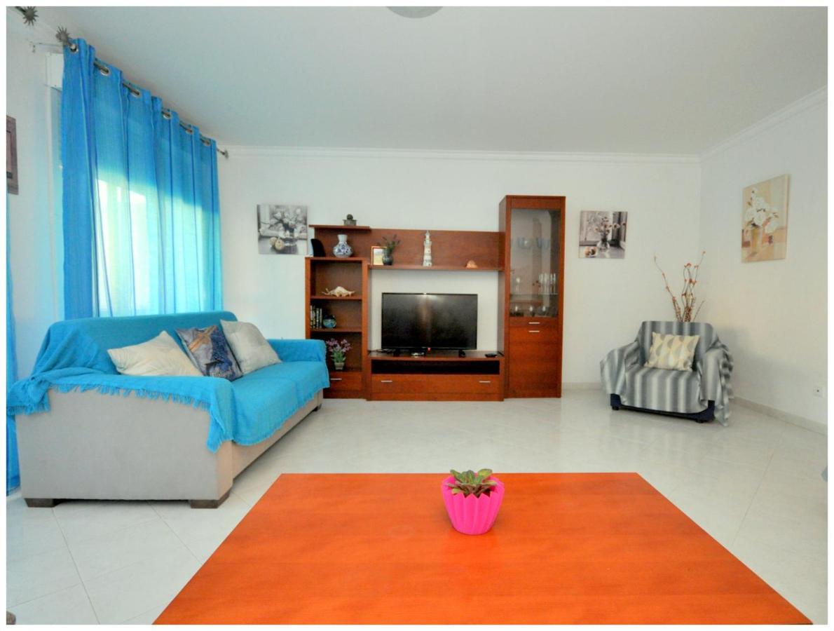 Apartamentos Capitolina Quarteira Kültér fotó