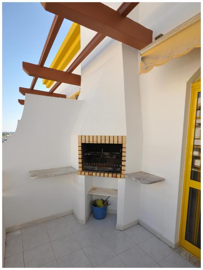 Apartamentos Capitolina Quarteira Kültér fotó