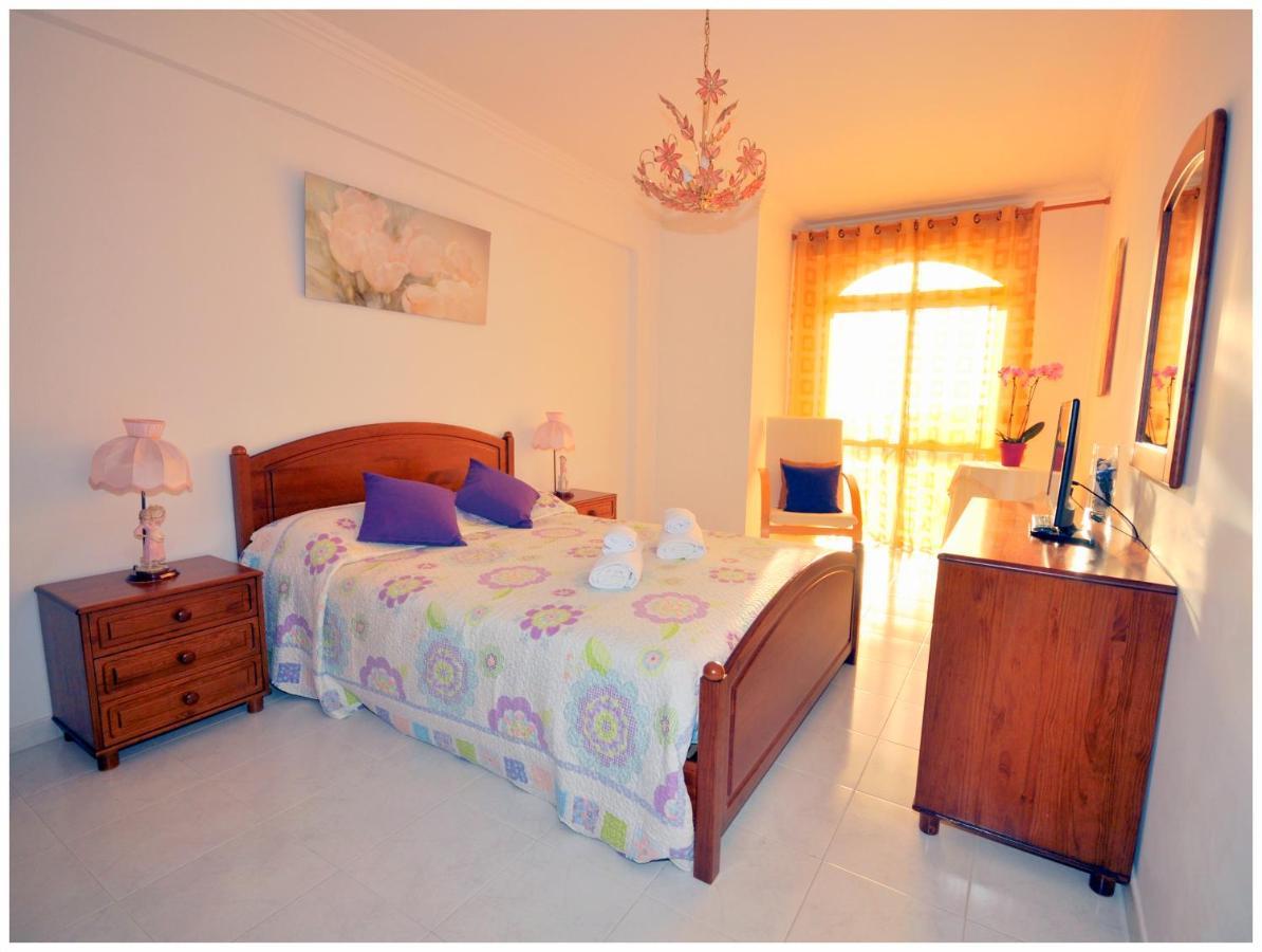 Apartamentos Capitolina Quarteira Kültér fotó