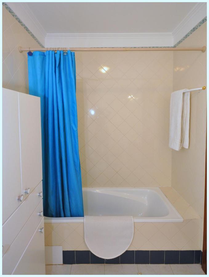 Apartamentos Capitolina Quarteira Kültér fotó