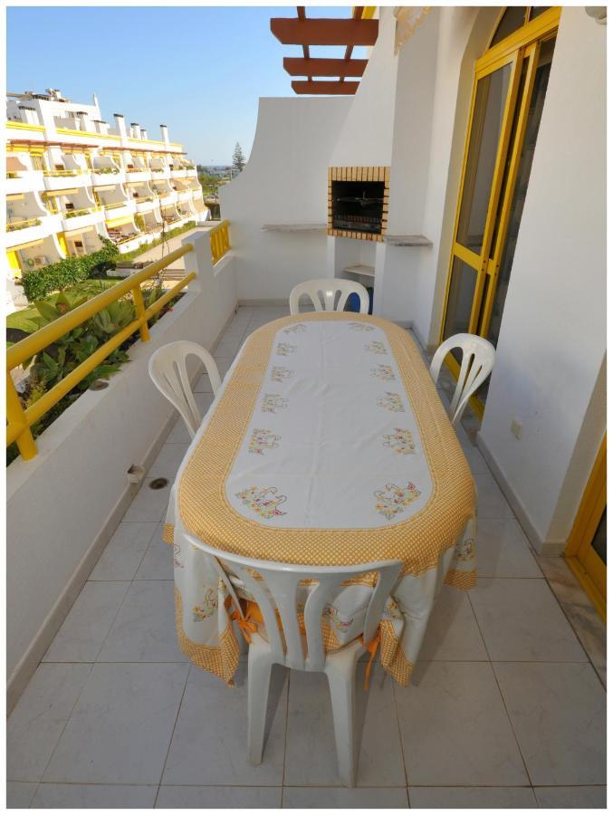 Apartamentos Capitolina Quarteira Kültér fotó